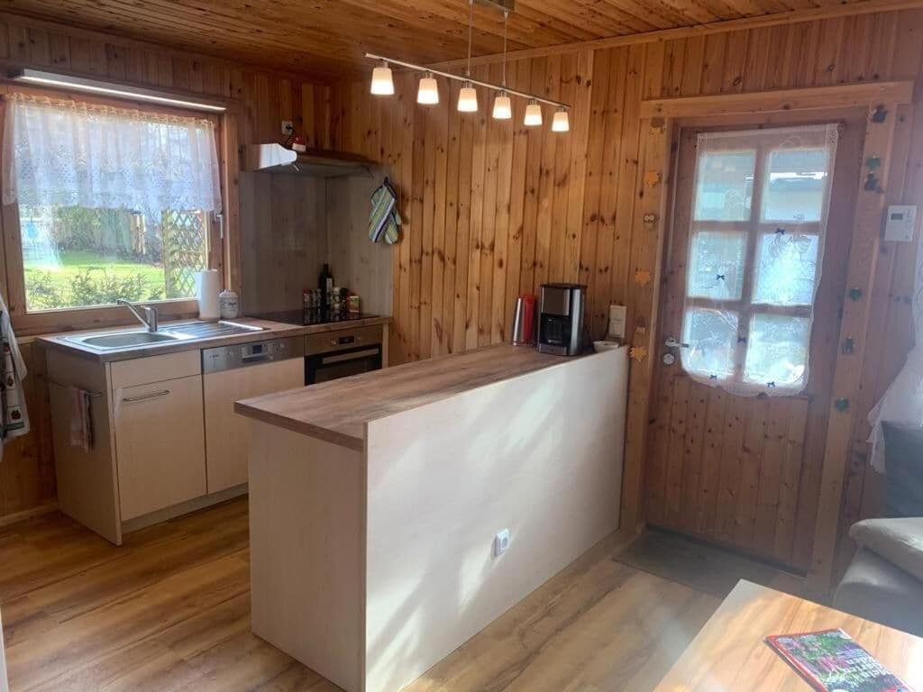 Holzhaus Mit Direktem Wasserzugang In Berlin-Koepenick 외부 사진